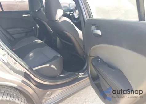 2018 Dodge Charger Sxt Rwd z USA, uszkodzony, nr VIN 2C3CDXBG0JH186743